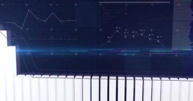 Siyah arkaplan üzerinden finansal veri işleme animasyonu. küresel iş, finans ve dijital arayüz kavramı dijital olarak oluşturulmuş video.