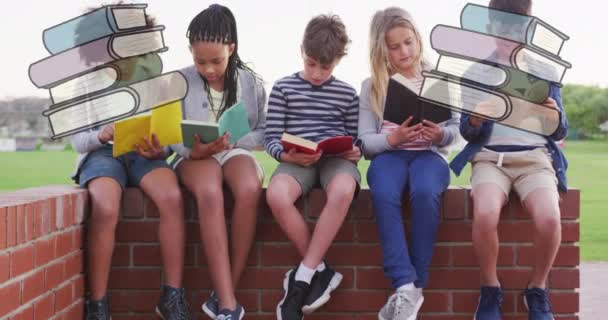 Animering Böcker Och Falla Över Glada Barn Läser Böcker Barnboksdag — Stockvideo