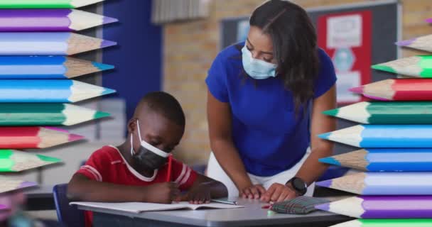 Animation Crayons Sur Écolier Afro Américain Professeur Portant Des Masques — Video