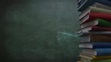 Matematiksel denklemlerin animasyonu kitap yığınının üzerinde. eğitim, bilim, öğrenme ve bilgi konsepti dijital olarak oluşturulmuş video.
