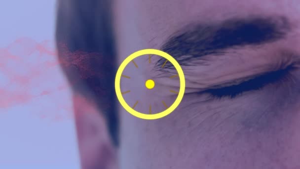 Animación Círculos Moviéndose Sobre Formas Ojos Del Hombre Caucásico Negocios — Vídeo de stock