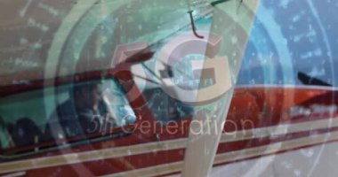 Dijital arayüz videosu ve uçak üzerinden 5g metin. dijital arayüzler konsept ve bağlantılar konsepti dijital olarak oluşturulmuş video.