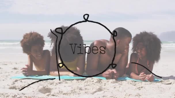 Animatie Van Vibes Tekst Met Afrikaanse Amerikaanse Familie Het Strand — Stockvideo