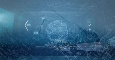 Matematiksel denklemler ve dijital ekranlar üzerinde dönen şekillerin animasyonu. dünya ve haritalar konsepti dijital olarak oluşturulmuş video.