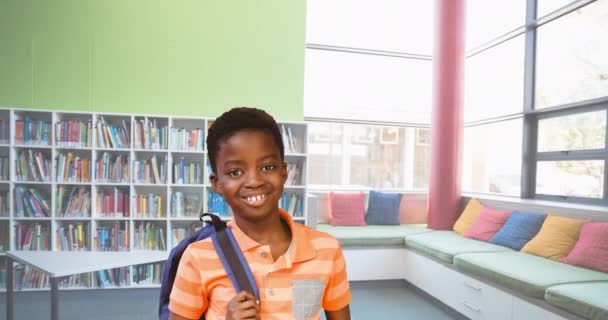 Animação Texto Semana Livro Sobre Sorridente Estudante Afro Americano Biblioteca — Vídeo de Stock