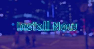 Kurulum animasyonu şimdi mavi arkaplan üzerinde gece şehir manzarası üzerinde metin üzerine kurulur. Sosyal medya ve iletişim arayüzü kavramı dijital olarak oluşturulmuş video.