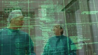 Çeşitli erkek ve kadın cerrahlar üzerinde veri işleme animasyonu. küresel tıp, sağlık ve dijital arayüz kavramı dijital olarak üretilen video.