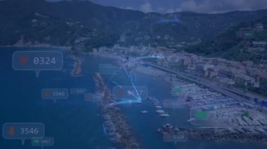 Medya simgeleri ve DNA iplikçikleri manzara ve şehir üzerinde. küresel iş ve dijital arayüz kavramı dijital olarak oluşturulmuş video.