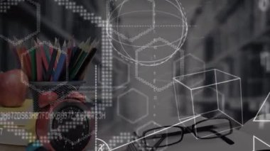 Matematiksel denklemlerin okuldaki öğeler üzerine animasyonu. eğitim ve öğrenme kavramı dijital olarak oluşturulmuş video.