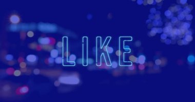 Geceleri mavi arka planda şehir manzarası üzerinden metin gibi animasyonlar. Sosyal medya ve iletişim arayüzü kavramı dijital olarak oluşturulmuş video.