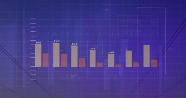 Elektrik direkleri ve peyzaj üzerinde finansal veri işleme animasyonu. küresel finans, iş ve dijital arayüz kavramı dijital olarak oluşturulmuş video.