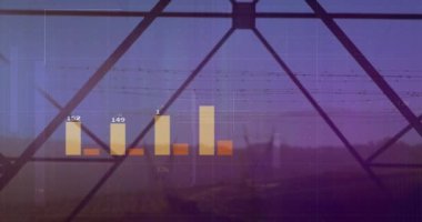 Elektrik direkleri ve peyzaj üzerinde finansal veri işleme animasyonu. küresel finans, iş ve dijital arayüz kavramı dijital olarak oluşturulmuş video.