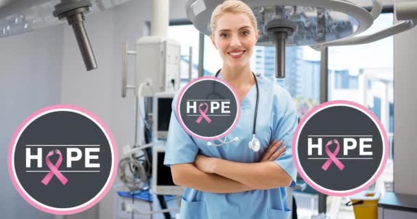 希望和乳腺癌意识的动画在高加索女医生的身上闪烁着 数字制作的乳腺癌认识和保健概念视频 — 图库视频影像