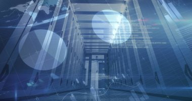 Sunucu odasındaki finansal veri işleme resmi. bulut hesaplama ve veri işleme kavramı dijital olarak oluşturulmuş resim.