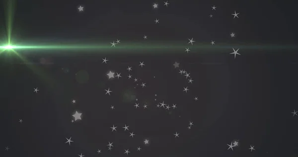Imagen Luz Verde Brillante Moviéndose Sobre Estrellas Fondo Espacio Galaxia — Foto de Stock