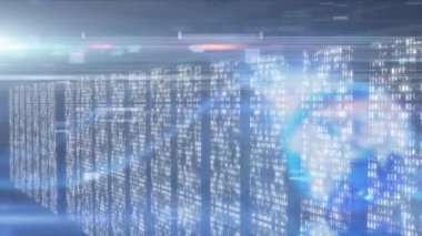 İkili kodlu sütunların üzerindeki parazitin animasyonu. küresel teknoloji, bağlantılar ve veri işleme kavramı dijital olarak oluşturulmuş video.