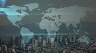 Veri işleme ve şehir haritasının animasyonu. küresel iş, finans ve dijital arayüz kavramı dijital olarak oluşturulmuş video.