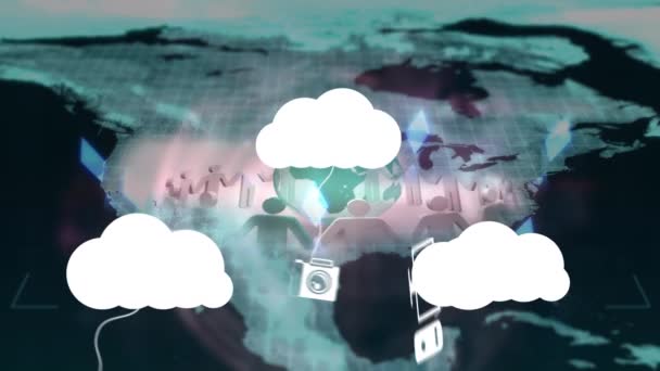 Анимация Цифровых Облаков Различными Компьютерными Устройствами Карте Мира Глобальные Компьютеры — стоковое видео