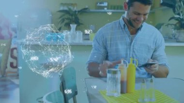 Kafkasyalı iş adamının akıllı telefon kullanarak hareket etmesi. küresel iş, finans ve dijital arayüz kavramı dijital olarak oluşturulmuş video.