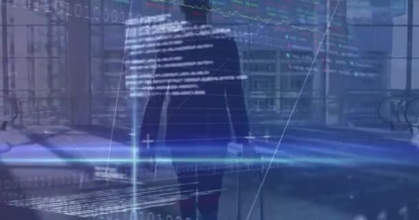 Animação Processamento Dados Financeiros Sobre Homem Negócios Caucasiano Com Bagagem — Vídeo de Stock