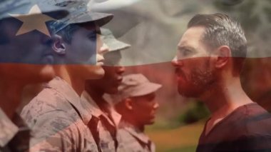 Çeşitli erkek askerlerin wirh lideri üzerinde Şili bayrağının canlandırılması. Vatanseverlik ve kutlama konsepti dijital olarak oluşturulmuş video.