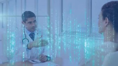 Çeşitli erkek doktor ve hasta üzerinde veri işleme animasyonu. küresel tıp, sağlık ve veri işleme kavramı dijital olarak oluşturulmuş video.