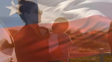 Şili bayrağının açık havada çocuklu mutlu beyaz ebeveynler üzerindeki canlandırması. Vatanseverlik ve kutlama konsepti dijital olarak oluşturulmuş video.