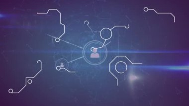 Siyah arkaplandaki bağlantı ağı üzerinden ışık izlerinin animasyonu. Dijital olarak oluşturulmuş video bağlantıları ve veri işleme kavramı.