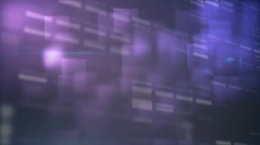 Ekranlar ve şebeke arkaplanı üzerinden dijital veri işleme animasyonu. küresel hesaplama, teknoloji ve veri işleme kavramı dijital olarak oluşturulmuş video.