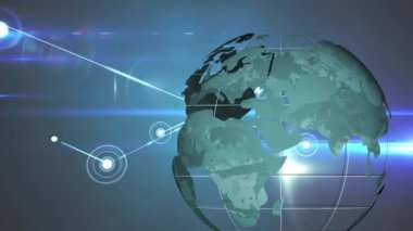 Siyah arkaplandaki bağlantı ağı üzerinden dünyanın animasyonu. küresel bağlantılar, veri işleme ve teknoloji konsepti dijital olarak oluşturulmuş video.