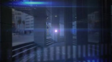 Mavi arkaplanda dijital veri işleme animasyonu. küresel internet bağlantıları, veri işleme ve dijital arayüz konsepti dijital olarak oluşturulmuş video.