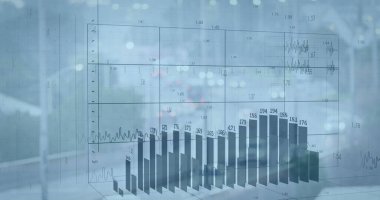 Şehir manzarası üzerinde veri işleme resmi. küresel iş, finans, bağlantılar ve dijital arayüz konsepti dijital olarak oluşturulmuş görüntü.