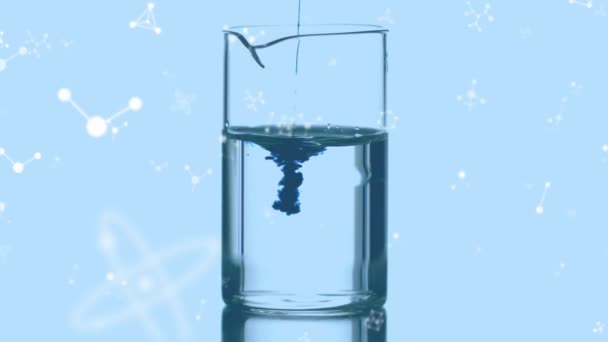 Animation Molecules Blue Reagent Pouring Glass Container Science Chemical Experiments — Stock Video