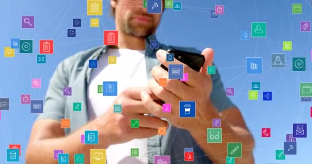 Animação Rede Conexões Com Ícones Sobre Homem Caucasiano Usando Smartphone — Vídeo de Stock