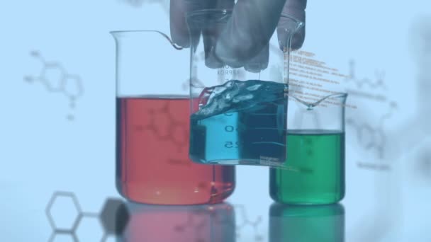 Animacja Molekuł Nad Ręką Rękawiczkach Ochronnych Zawierających Odczynnik Chemiczny Nauka — Wideo stockowe