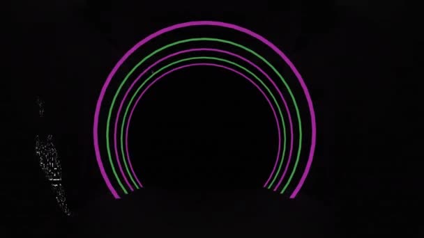 Анімація Тексту Привітання Над Неоновим Тунелем Чорному Тлі Соціальні Мережі — стокове відео