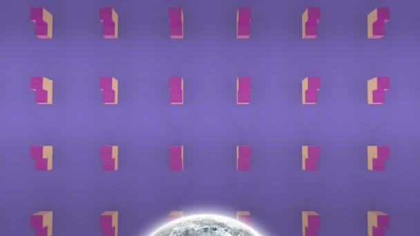 Animação Lua Aparecendo Sobre Fundo Violeta Com Formas Rotativas Conceito — Vídeo de Stock