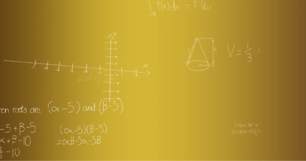 在黄色背景上的手写数学公式的动画 数学和学习概念数字生成的视频 — 图库视频影像
