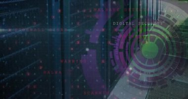 Sunucu odasında veri işleme ve tarama animasyonu. sunucular ve bulut hesaplama kavramı dijital olarak oluşturulmuş video.