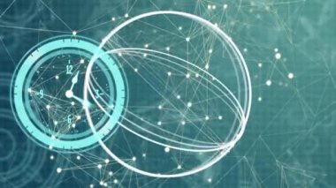 Hareketli saatin animasyonu ve takımyıldızlı yeşil arkaplan üzerinde dönen daireler. zaman, bağlantılar ve teknoloji konsepti dijital olarak oluşturulmuş video.