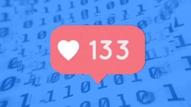 Mavi arkaplanda ikili kodlama üzerine kalp ikonu animasyonu. Sosyal medya ve iletişim arayüzü kavramı dijital olarak oluşturulmuş video.