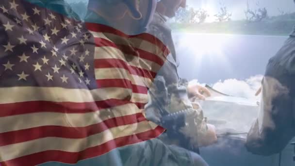 Animation Drapeau Des Etats Unis Sur Divers Soldats Masculins Armés — Video