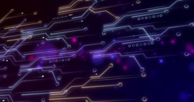 Bilgisayar devre kartından veri işleme animasyonu. küresel hesaplama, veri işleme, teknoloji ve dijital arayüz kavramı dijital olarak oluşturulmuş video.