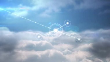 Bulutların üzerindeki noktalarla bağlantı ağının animasyonu. küresel bağlantılar, dijital arayüz ve ağ konsepti dijital olarak oluşturulmuş video.