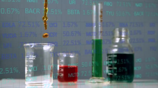 Animation Financial Data Processing Liquid Pouring Lab Glasses Science Chemistry — Stock Video