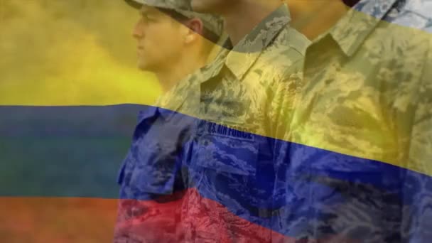 Animación Bandera Kolumbia Sobre Diversos Soldados Masculinos Ejército Defensa Pública — Vídeos de Stock