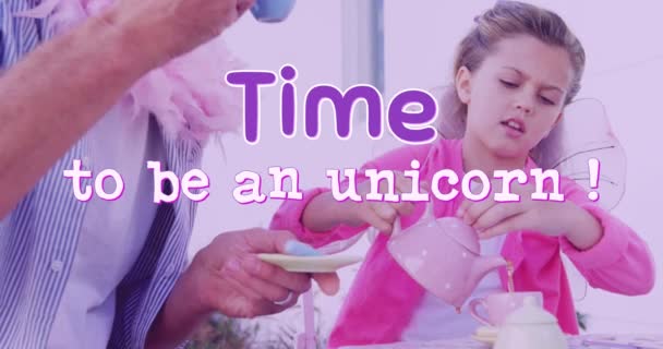 Animation Time Unicorn Text Happy Caucasian Father Daughter Playing International — Vídeo de Stock