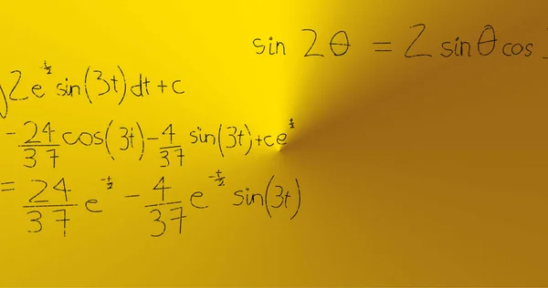 Imagen Fórmulas Matemáticas Escritas Mano Sobre Fondo Amarillo Concepto Ciencia — Foto de Stock
