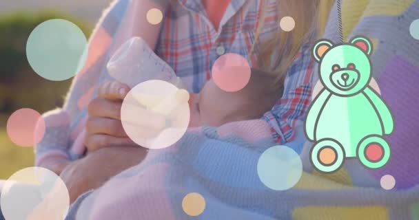 Animación Manchas Sobre Madre Caucásica Con Bebé Día Internacional Las — Vídeo de stock