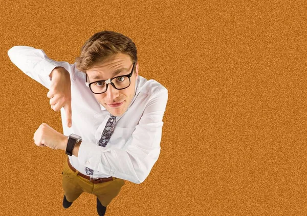 Retrato Del Hombre Caucásico Mostrando Tiempo Contra Espacio Copia Sobre — Foto de Stock